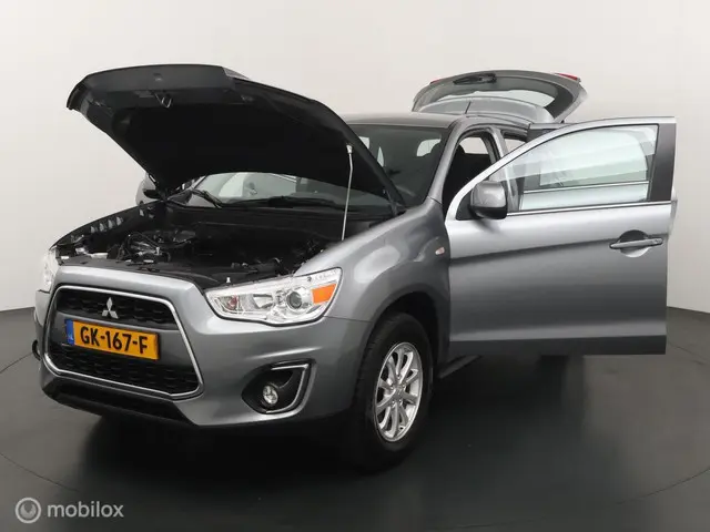 Mitsubishi ASX 1.6 Cleartec Bright 2015 Benzine 18