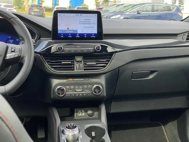 Ford Kuga 2.5 PHEV ST-Line X 2021 Hybride Benzine 50