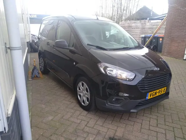 Ford Transit Courier 1.0 Trend Start&Stop 2020 Benzine 3