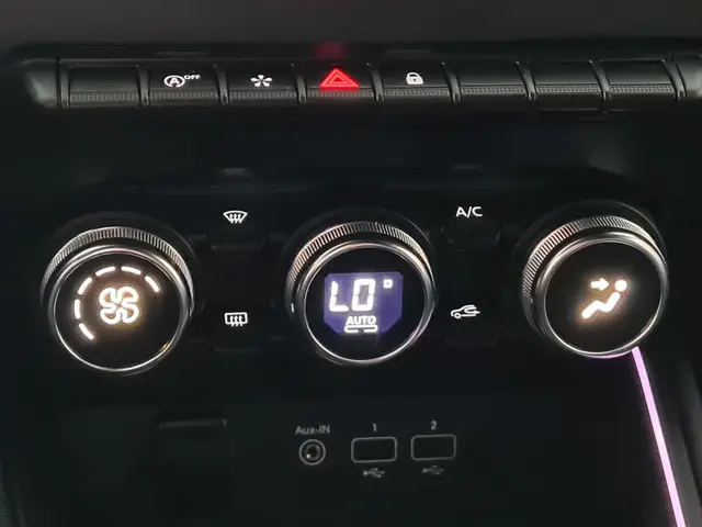 Renault Clio 1.0 TCe 90 Intens 2021 Benzine 22