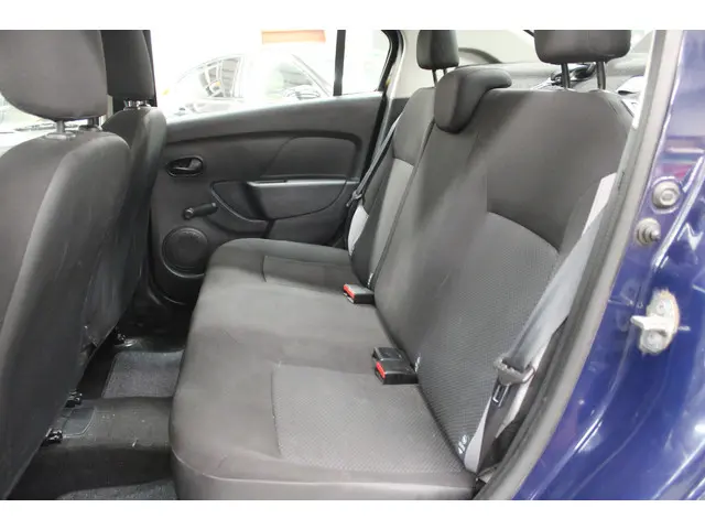 Dacia Logan 1.2 2015 Benzine 6