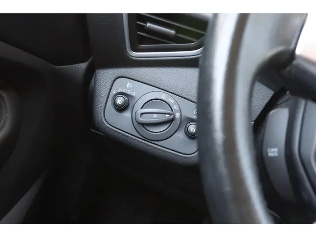 Ford Kuga 1.5 150PK TITANIUM 2015 Benzine 17