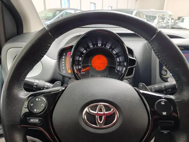 Toyota Aygo 1.0 VVT-i x-joy 2021 Benzine 23