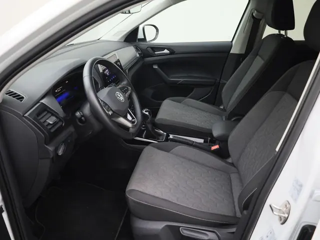 Volkswagen T-Cross 1.0TSI/95PK Life Edition 2024 Benzine 16