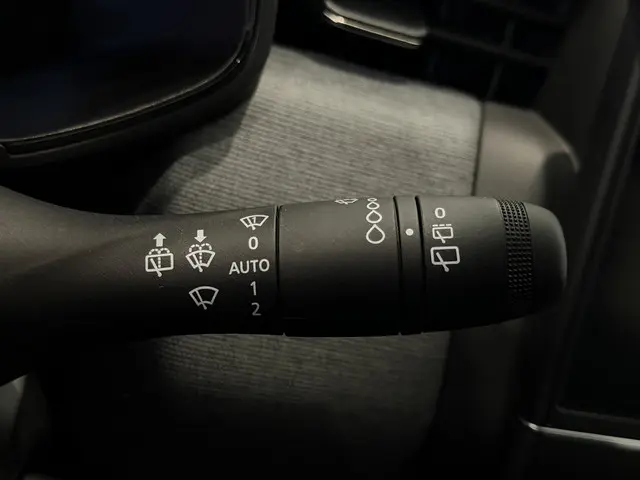 Renault Clio 1.0 TCe 90 Evolution 2024 Benzine 33