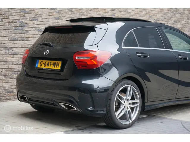 Mercedes-Benz A-Klasse 180 Prestige 2015 Benzine 28