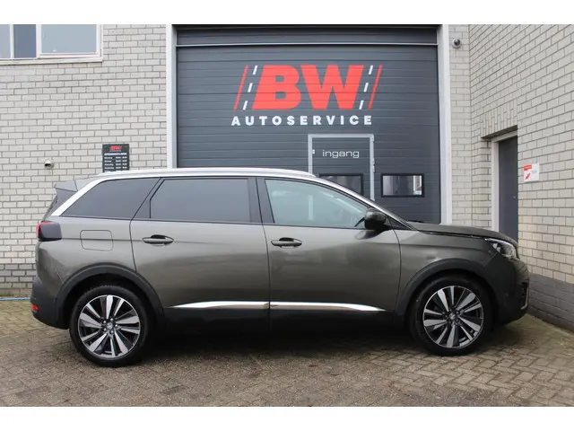 Peugeot 5008 1.2 PureTech Allure| 7 Persoons 2018 Benzine 5