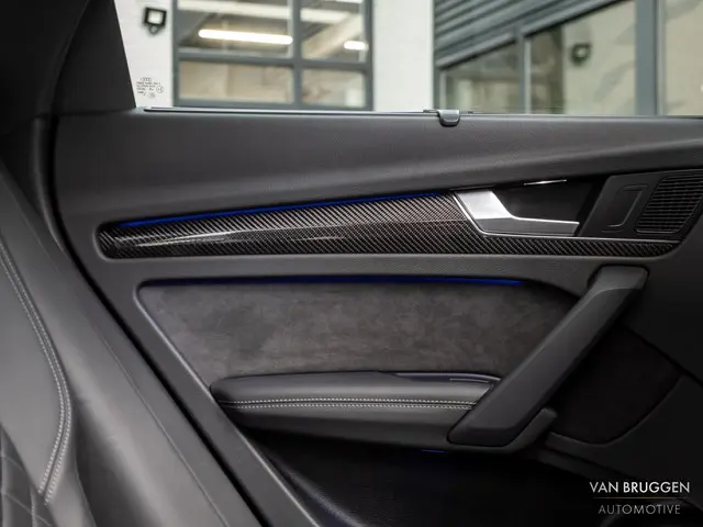 Audi Q5 50 TFSI e quattro S-Line 2021 Hybride Benzine 37