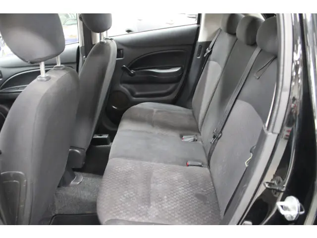 Mitsubishi Space Star 1.0 Cool+ 2016 Benzine 6