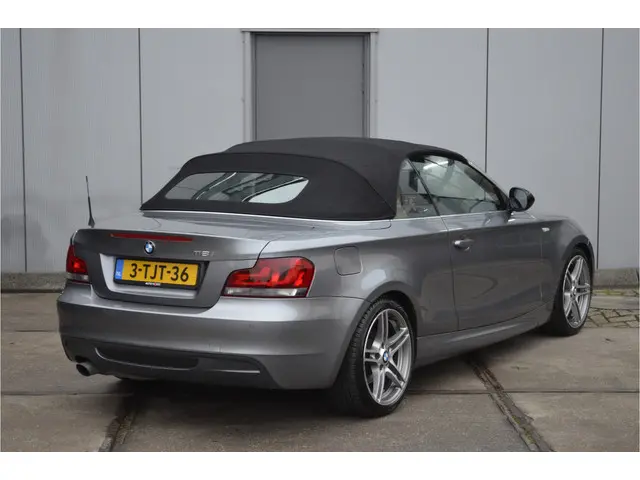 BMW 1 Serie Cabrio 118i M Sport Edition 2014 Benzine 10