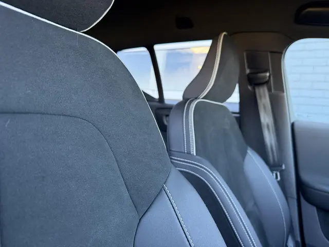 Volvo XC40 Recharge Plus 70 kWh 2022 Elektrisch 22