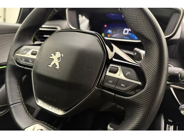 Peugeot 208 1.2 PureTech GT 2023 Benzine 20
