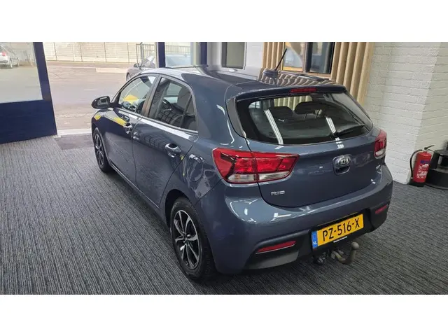 Kia Rio 1.0 TGDI ComfortPlusLine Navigator 2017 Benzine 6