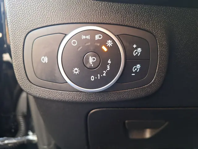 Ford Fiesta 1.1 Trend Navigatie*Nieuwe Model 2017 Benzine 16