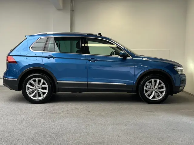 Volkswagen Tiguan 2.0 TSI 4Motion Highline 2018 Benzine 10