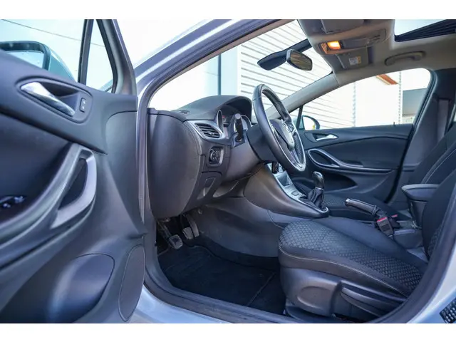 Opel Astra Sports Tourer 1.0 Edition 2016 Benzine 6