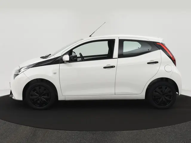 Toyota Aygo 1.0 VVT-i x-fun 2021 Benzine 3