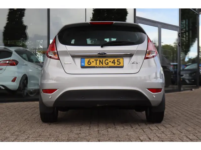 Ford Fiesta 1.0 ECOBOOST TITANIUM AUT. 2014 Benzine 9