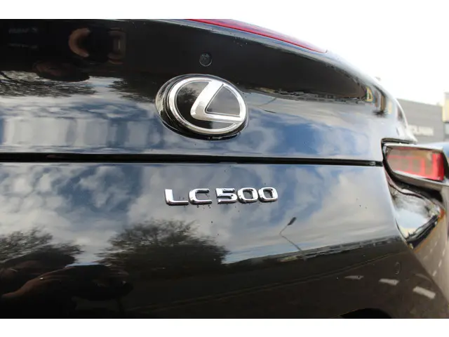 Lexus LC Convertible 500 Hokkaido Edition 2023 Benzine 24