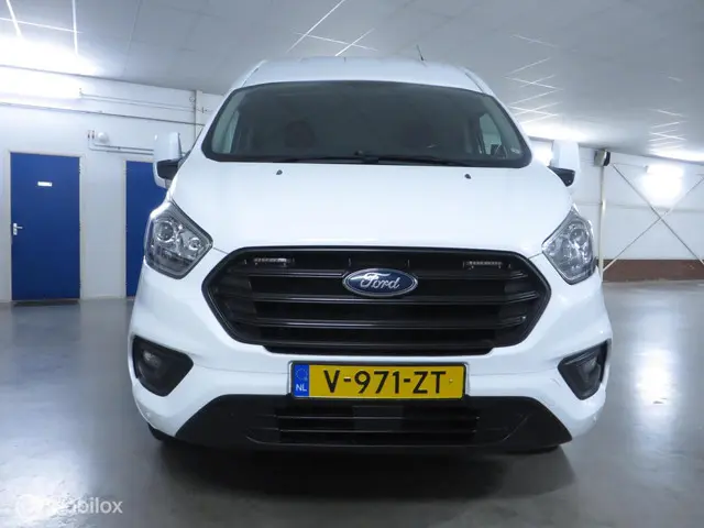 Ford Transit Custom 2