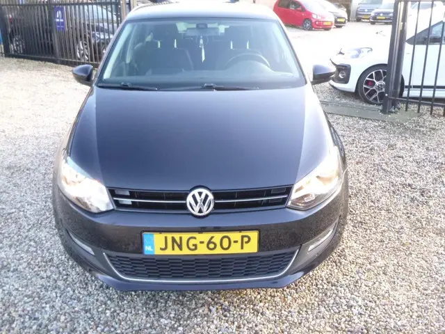 Volkswagen Polo 1.2 TSI LIVE UITVOERING 2013 Benzine 4
