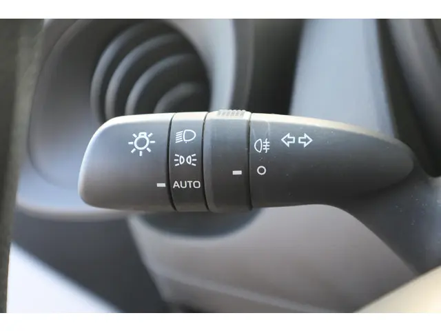 Toyota Aygo X 1.0 VVT-i MT PLAY 2022 Benzine 17