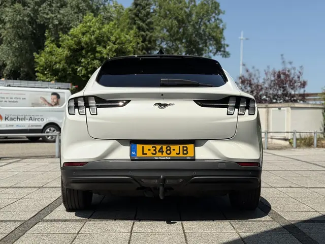 Ford Mustang Mach-E Aut. 98kWh Extended 2021 Elektrisch 5