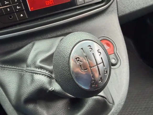 Renault Kangoo 1.5 Blue dCi 95 Comfort Maxi 2020 Diesel 16