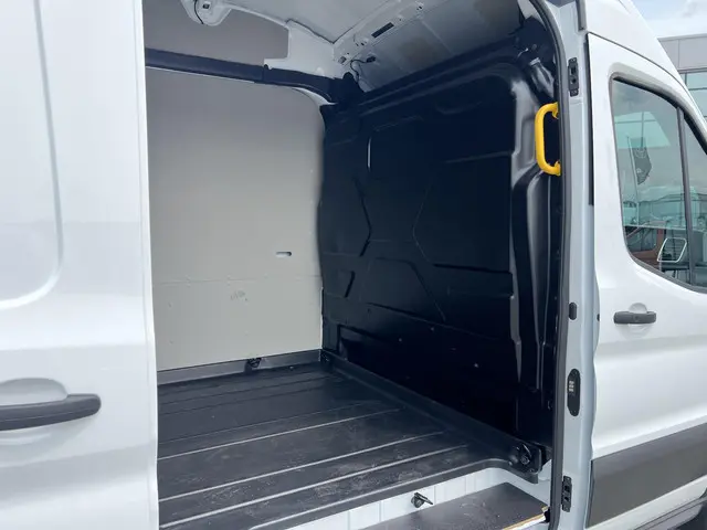Ford E-Transit 350 L3H3 Trend 68 kWh 2023 Elektrisch 15
