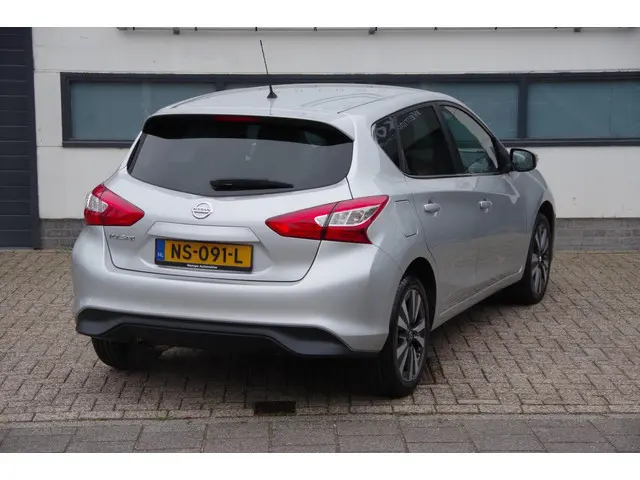 Nissan Pulsar 1.2 DIG-T N-Connecta 2017 Benzine 24
