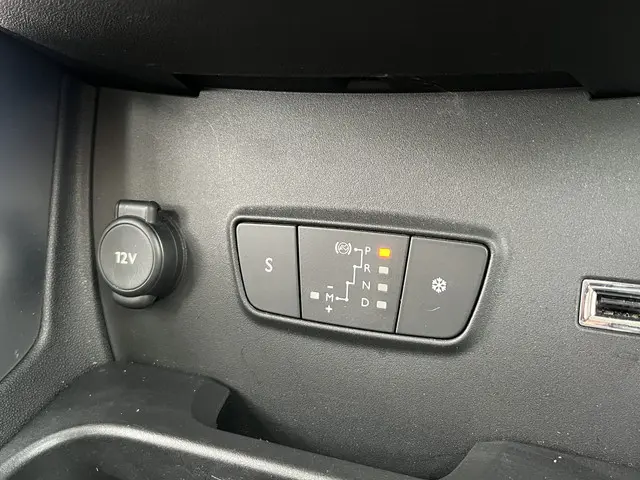 Citroën C3 Aircross PureTech 110 S&S Shine 2017 Benzine 18
