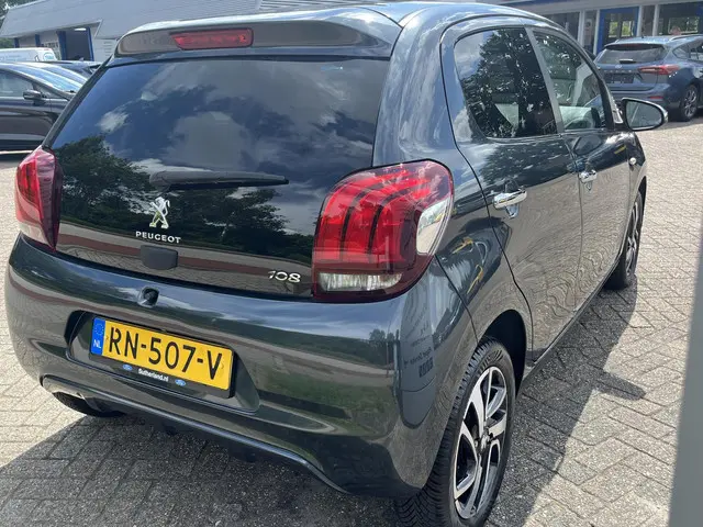 Peugeot 108 1.0 e-VTi Allure 2018 Benzine 7