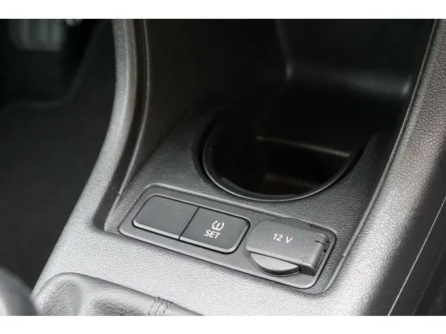 Volkswagen up! 1.0 BMT high up! 2017 Benzine 25