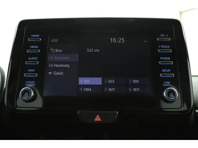 Toyota Yaris 1.5 Hybrid Active 2020 Hybride Benzine 8