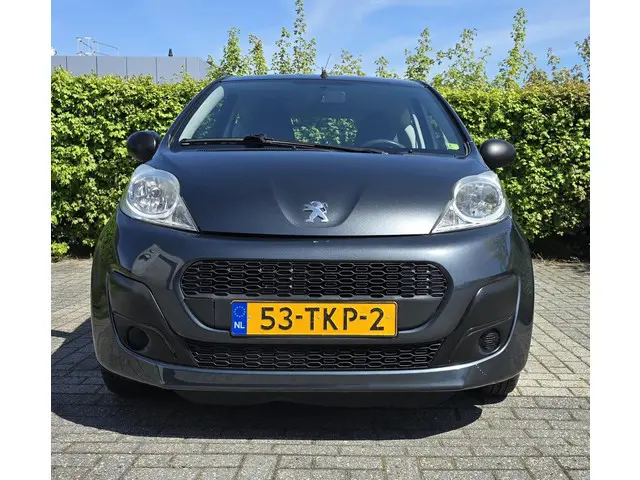 Peugeot 107 1.0 Access Accent 2012 Benzine 4