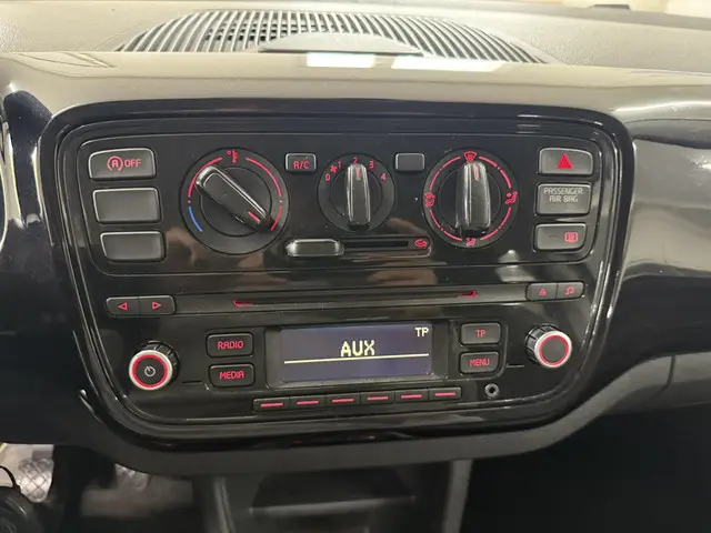 Volkswagen up! 1.0 move up! BlueMotion 2014 Benzine 12