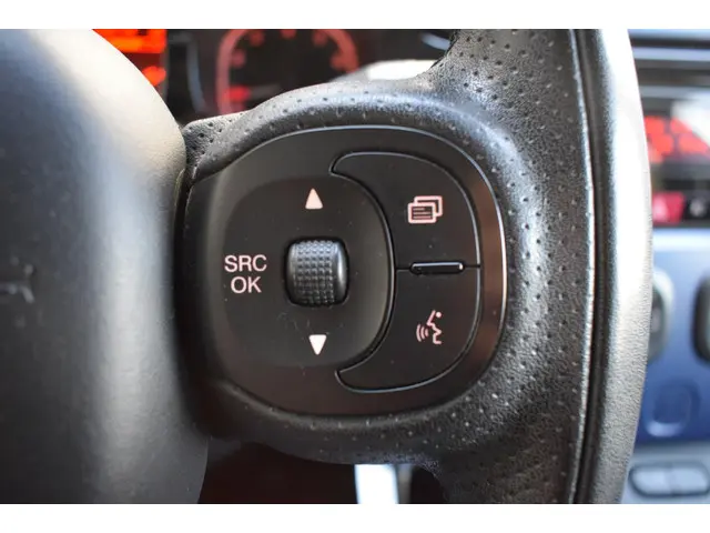 Fiat Panda 0.9 TwinAir Lounge airco 2013 Benzine 12
