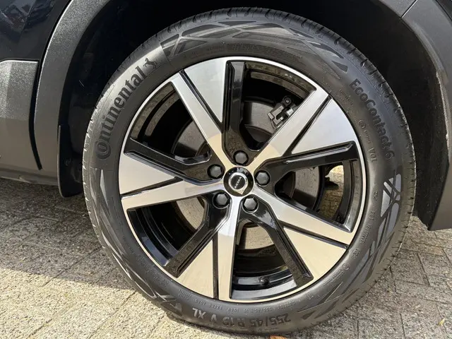 Volvo XC40 Recharge P8 AWD R-Design 2021 Elektrisch 3