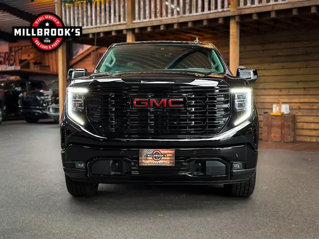 GMC Sierra Denali 6.2L V8, 2024 Benzine 3