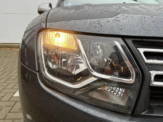 Dacia Duster 1.2 TCe 4x2 Prestige 2015 Benzine 24