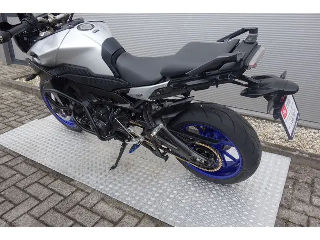 Yamaha TRACER 900 ABS 2015 Benzine 16