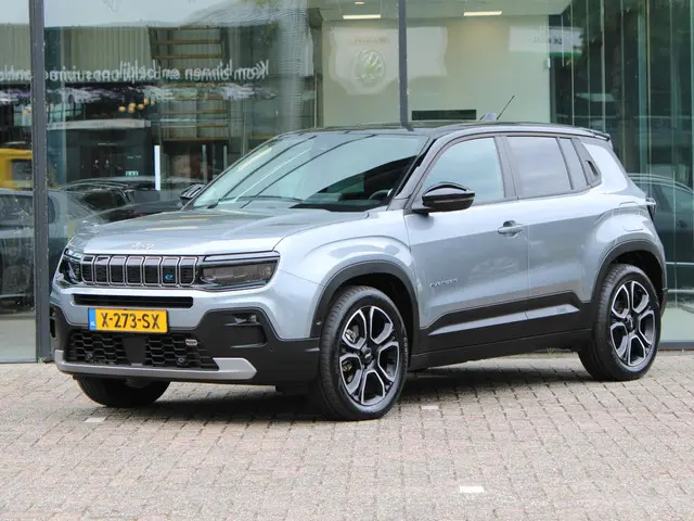 Jeep Avenger 1st Edition 54 kWh 2024 Elektrisch 5