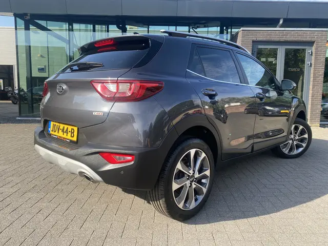 Kia Stonic 1.0 T-GDi ExecutiveLine 2019 Benzine 6