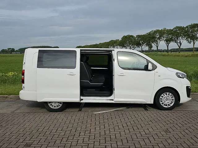 Peugeot Expert 2.0 2021 Diesel 17