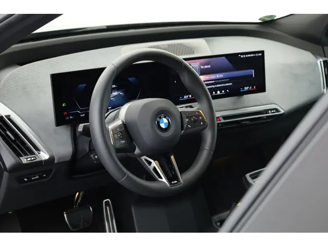 BMW iX xDrive45 101 kWh M Sport Pro 2025 Elektrisch 5
