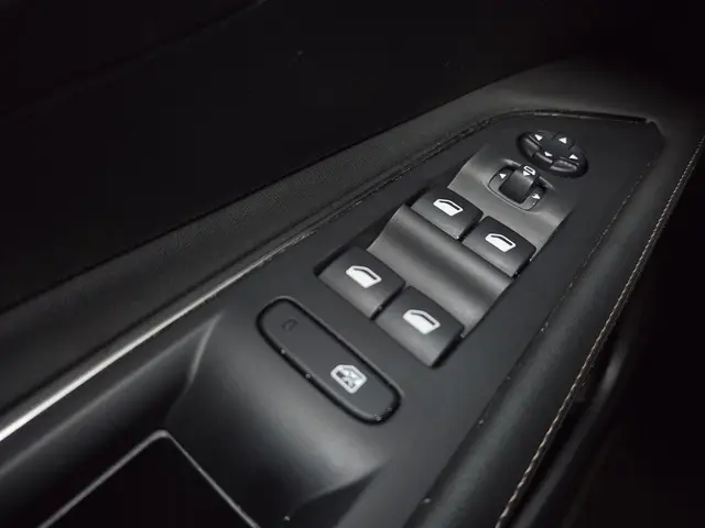 Peugeot 3008 1.2 PureTech GT Line 2020 Benzine 19