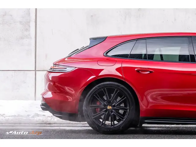 Porsche Panamera Sport Turismo 4.0 GTS 2019 Benzine 3
