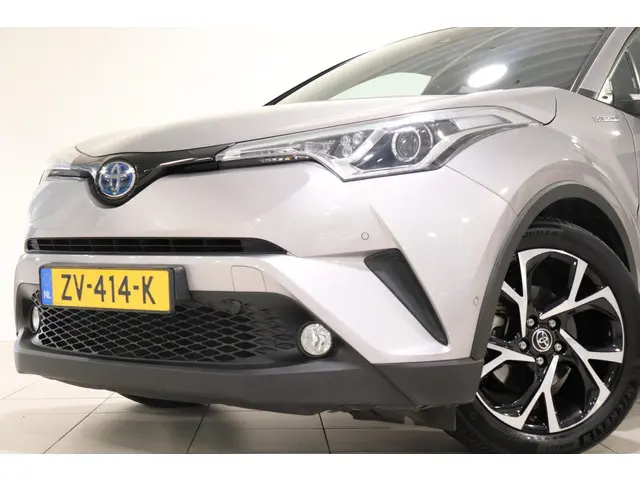 Toyota C-HR 1.8 Hybrid Style, 2019 Hybride Benzine 23