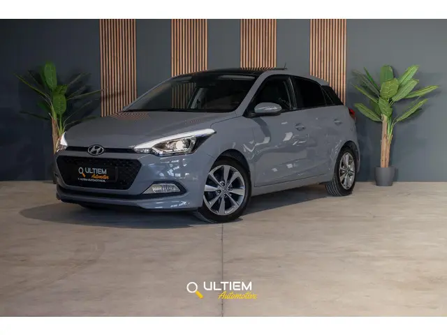 Hyundai i20 1.2 HP i-Motion Premium 2015 Benzine 23