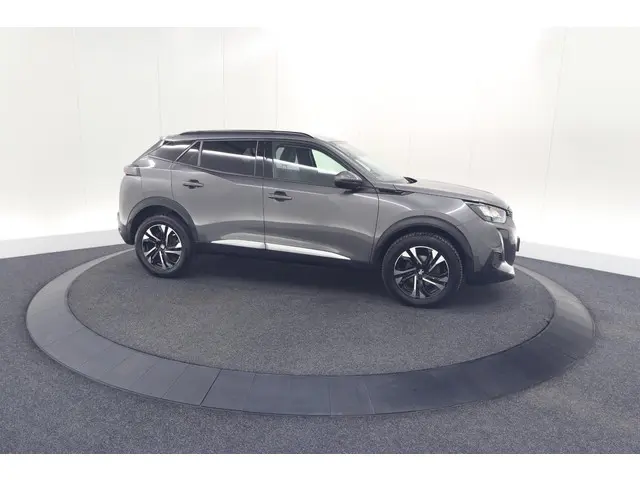 Peugeot 2008 PureTech 130 Allure Pack 2020 Benzine 8